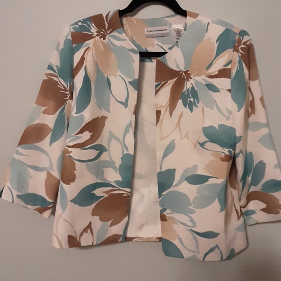 Jacket - Picture 1 of 3